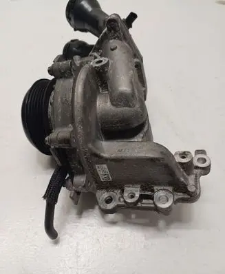 Mercedes-Benz E W238 Water pump A6542002300