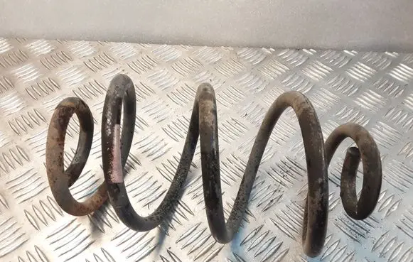 Nissan Note (E11) Rear coil spring
