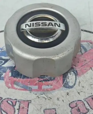 Nissan Navara D22 Original wheel cap 40342VK400