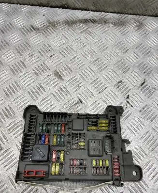 BMW X5 E70 Fuse module 693168704