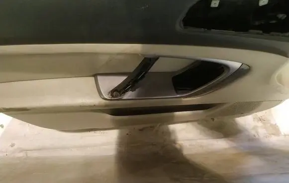 Subaru Outback Front door card panel trim
