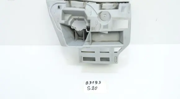 Skoda Octavia Mk3 (5E) Front bumper mounting bracket 5E0807056