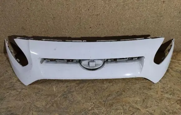 Front bumper upper radiator grill