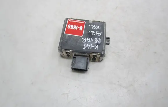 Volkswagen PASSAT B8 Distronic sensor radar 3Q0907590C 0203300684 3Q0907590