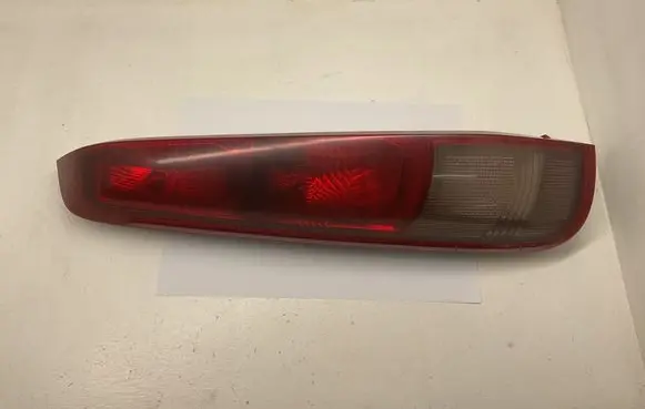 Nissan X-Trail T30 Rear/tail lights B46L