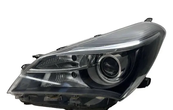 Toyota Yaris Headlight/headlamp 0D1600D161 0D1620D163