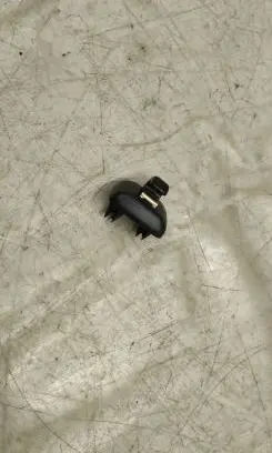 Sun visor clip/hook/bracket