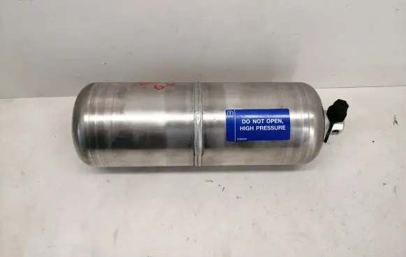 Volvo XC90 Air suspension tank/reservoir 31360725