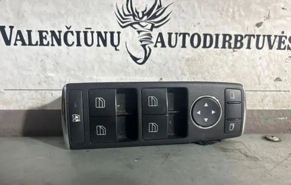 Mercedes-Benz E W212 Electric window control switch A2048703458 03139411 90112080080773