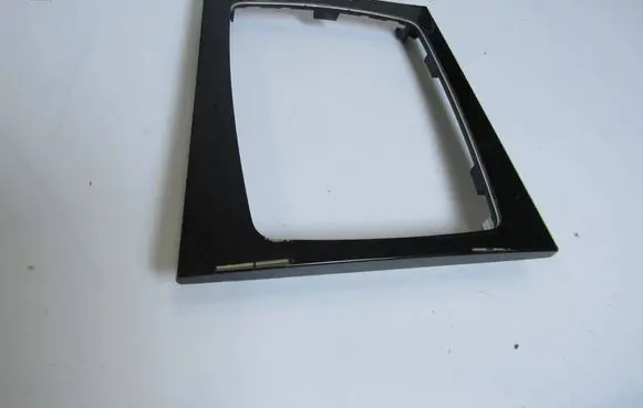 Mercedes-Benz E A207 Gear shifter surround trim plastic A2076801007