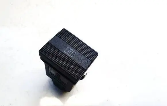 Volkswagen Golf III Windscreen/window heater switch 1h0959621b
