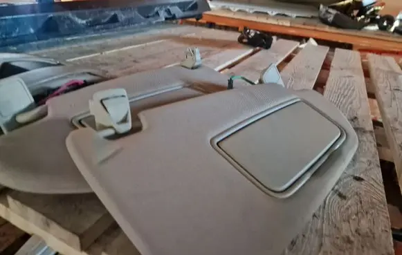 Volvo S80 Sun visor