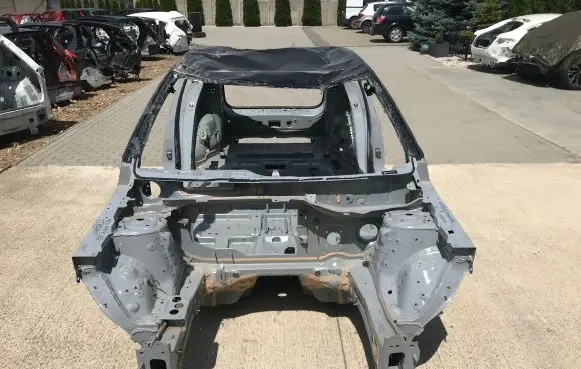 Renault Megane E-Tech Front quarter panel 