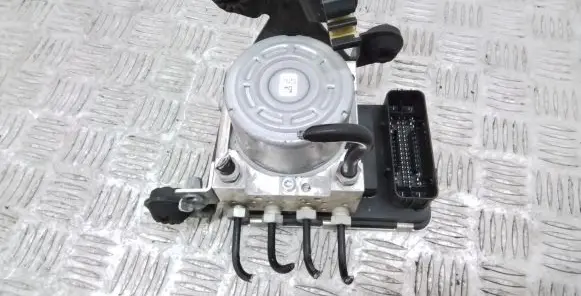 Volvo S90, V90 ABS Pump 31451210 31445476
