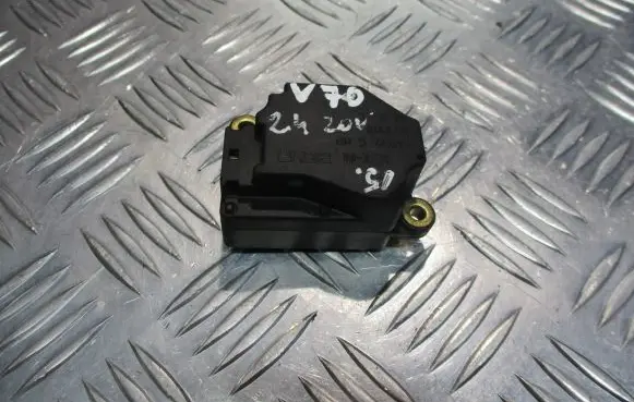 Volvo V70 Central body control module 74932G