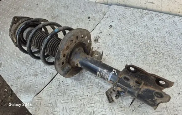 Nissan Qashqai+2 Front shock absorber with coil spring 54303BR20A