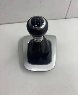 Audi Q3 8U Gear lever shifter trim leather/knob 8U0864261P