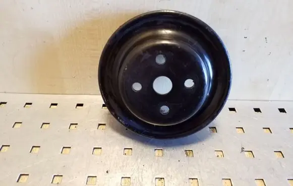 Mitsubishi Pajero Water pump pulley 
