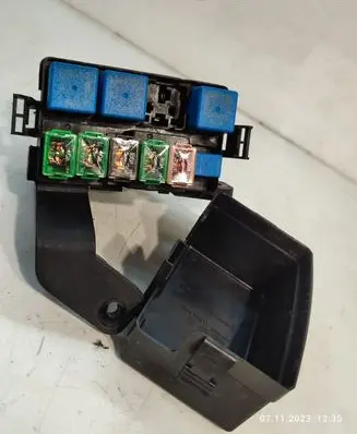 Hyundai Santa Fe Fuse module 914452B590