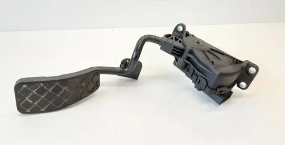 Audi A6 S6 C6 4F Accelerator throttle pedal 4F2721523 6PV00898402