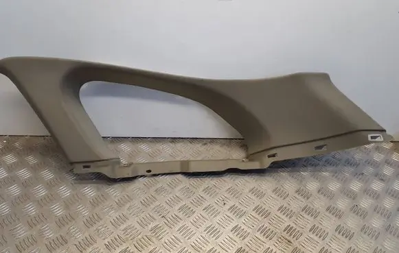 Toyota Avensis T270 (D)pillar trim (top) 6247105140