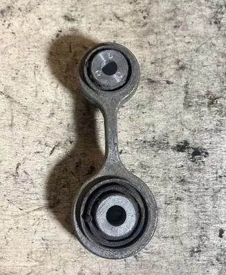 BMW 5 F10 F11 Rear control arm 6775683 33326775683