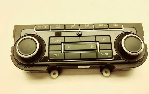 Volkswagen Tiguan Climate control unit 5K0907044GJ 5HB00974690