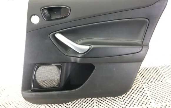 Ford Mondeo MK IV Coupe rear side trim panel 
