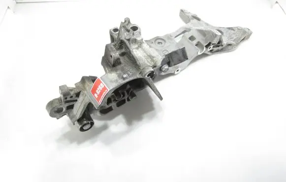Volkswagen PASSAT B8 Generator/alternator bracket 04L903143D GS196036 30741703