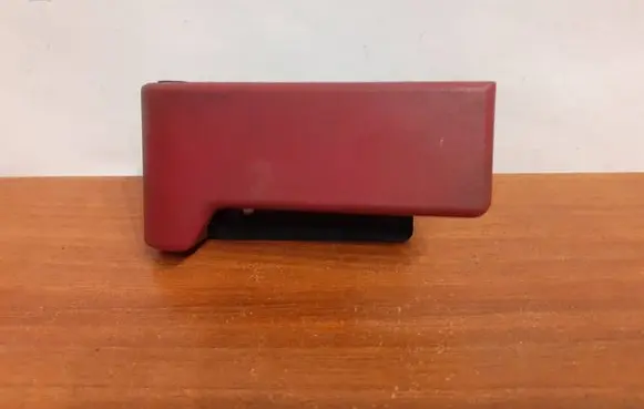 Mercedes-Benz C W203 Engine bonnet (hood) release handle