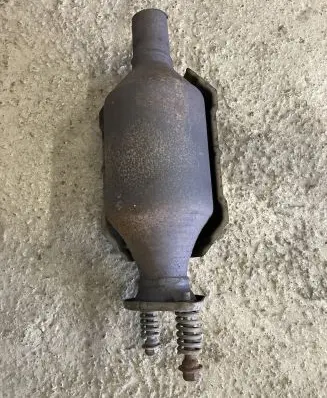 Mitsubishi Outlander Catalyst/FAP/DPF particulate filter 