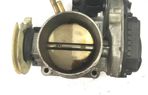 Audi A6 S6 C5 4B Throttle valve 078133063AM
