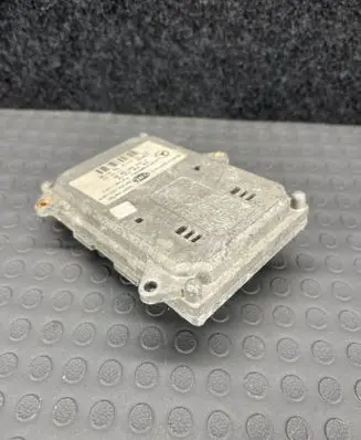 Mercedes-Benz ML W164 Headlight ballast module Xenon 0038205826 A0038205826