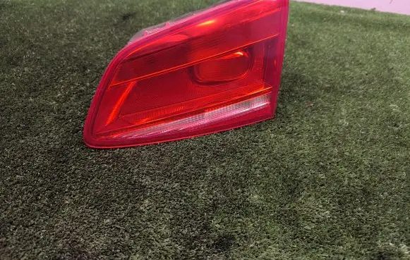 Volkswagen PASSAT B7 Tailgate rear/tail lights 3AF945094M
