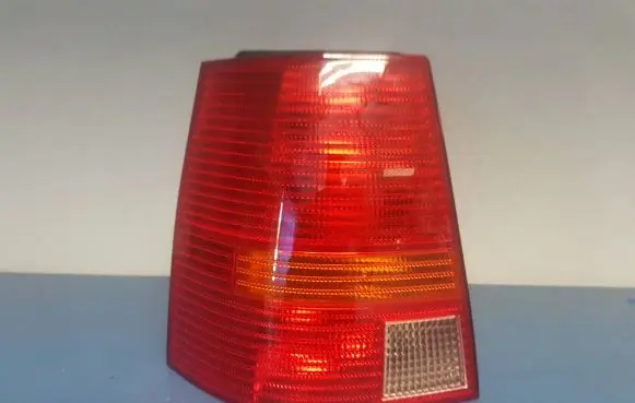 Volkswagen Golf IV Rear/tail lights 1J9945257A