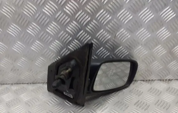 Toyota Yaris Coupe wind mirror (mechanical) E1010673