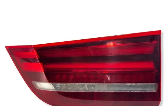 BMW X5 F15 Tailgate rear/tail lights 10018610 7301272 01129802