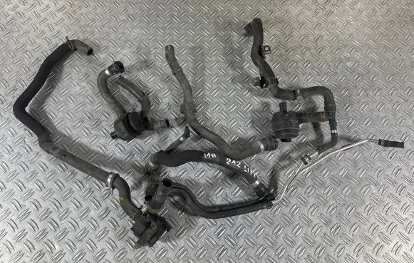 Mercedes-Benz E W212 Electric auxiliary coolant/water pump A0005000686