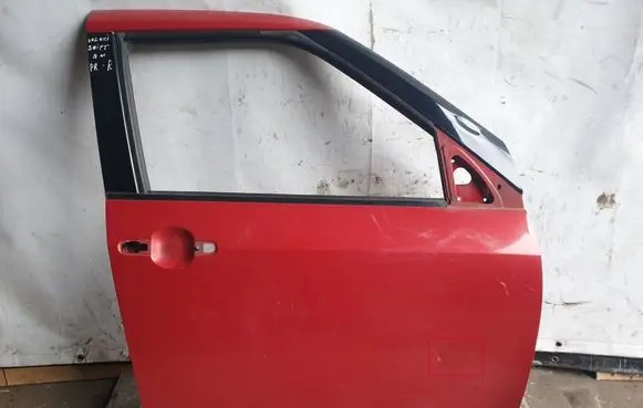 Suzuki Swift I Front door 