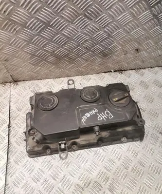 Volkswagen PASSAT B6 Rocker cam cover 03g103475e