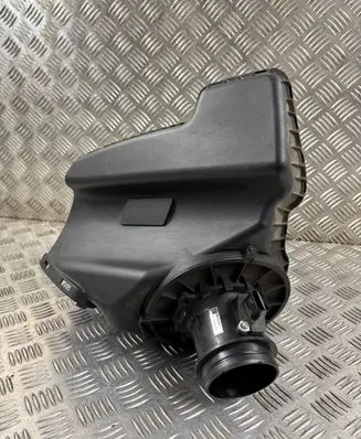 Audi A7 S7 4G Air filter box 4G0133838E