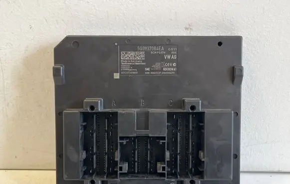 Audi Q2 - Central body control module 5Q0937084EA