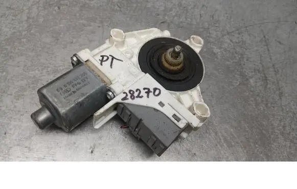 Peugeot 407 Rear door window regulator motor 0130822200