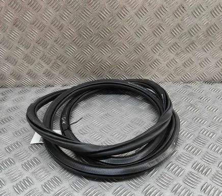 Audi e-tron Rubber seal rear door 4KE833721
