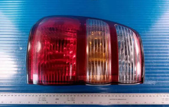 Toyota Land Cruiser (J100) Rear/tail lights 6070