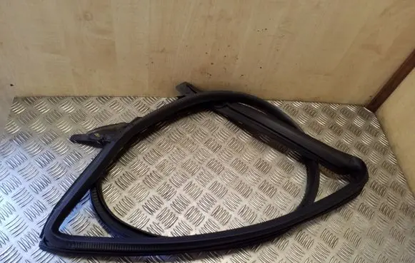 Tesla Model 3 Rear door rubber seal (on body) 109049900L 109050000L 109051000L