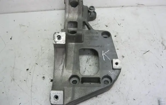 Volkswagen Golf V Engine mounting bracket 06F903143F