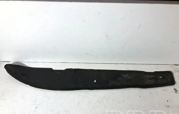 Maserati Levante Fender end trim 670032469