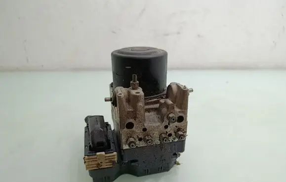 Toyota RAV 4 (XA30) ABS Pump 4454042100 8954142220