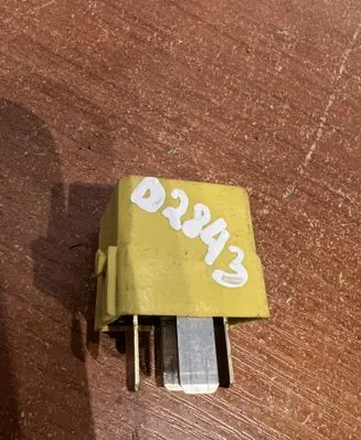 Mercedes-Benz A W169 Other relay A0025421419 D2843